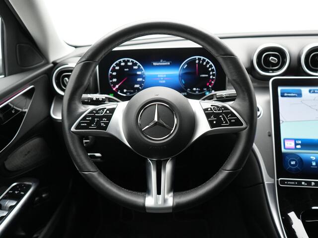 Mercedes-Benz C-KLASSE Estate 300e Facelift Plug In Hybrid 313pk Dealer O.H PHEV | Trekhaak Af Fabriek | Adaptive Cruise | Burmester Soundsystem | Digital LED | Camera | Sportstoelen Verwarmd | Sfeerverlichting | Pilot Assist | Navigatie | Virtual | DAB |