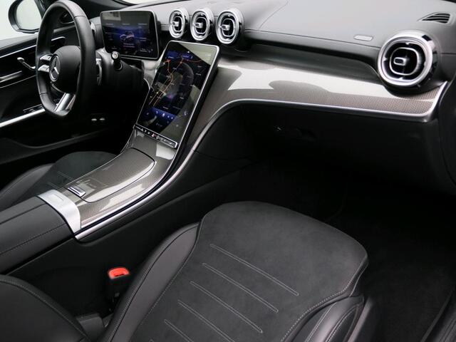 Mercedes-Benz C-KLASSE Estate 300 e AMG Plug-In Hybride AMG Line | Night Pakket | Panorama Schuif-Kanteldak | Alarm Klasse 3 | KeyLess-Go | Easy Pack Achterklep. Inclusief 48 maanden Mercedes-Benz Certified garantie voor Europa.