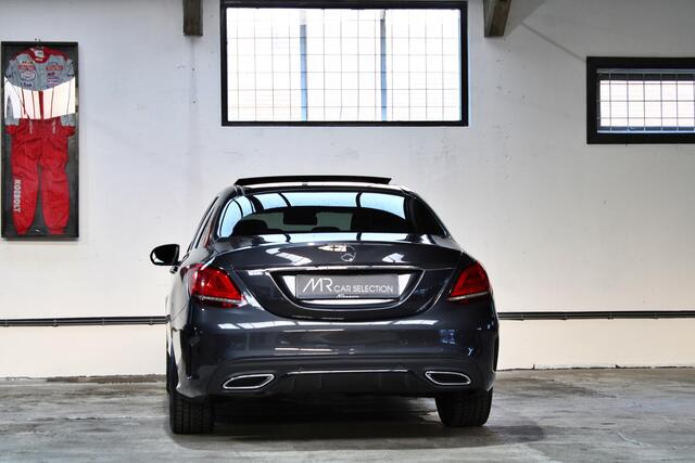 Mercedes-Benz C-KLASSE 180 Business Solution AMG | Panoramadak | Apple Carplay | Sfeerverlichting | AMG gril | NL auto |