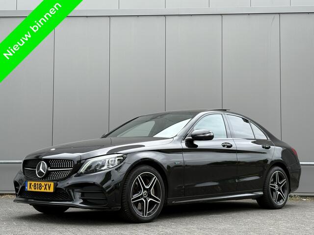 Mercedes-Benz C-KLASSE 300 e AMG - pano - camera - nap! - Apple CarPlay -