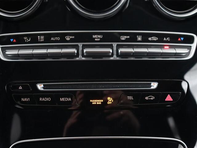 Mercedes-Benz C-KLASSE 350e Lease Edition Plus | 60.800km NAP | Leder | Adaptive cruise | Stoelverwarming | Camera | Sfeerverlichting | Full LED | Luchtvering | Navigatie | PHEV | Plug In