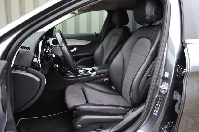 Mercedes-Benz C-KLASSE 180 Prestige 156PK Leer/Navi/LED/17''