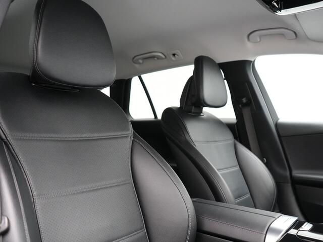 Mercedes-Benz C-KLASSE Estate 300 e Avantgarde Plug In Hybrid 313pk Dealer O.H. PHEV | Adaptive Cruise | 360 Camera | Lederen Sportstoelen Verwarmd | Night Pakket | Apple Carplay | Sfeerverlichting | Blis | Navigatie | DAB |