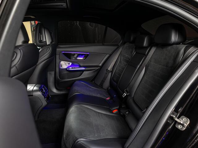 Mercedes-Benz C-KLASSE Limousine 300e Business Solution AMG Premium PLUS | Panorama dak | Trekhaak