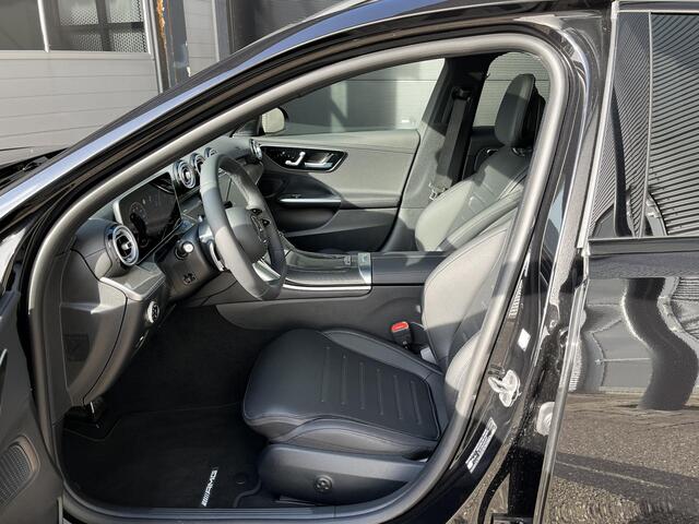 Mercedes-Benz C-KLASSE Estate 300 e Star Edition AMG | Panoramadak | Night Pakket | Apple CarPlay | Android Auto | Elektrisch Verstelbare Stoelen + Memory | Sfeerverlichting | Stoelverwarming | Achteruitrijcamera | Elektrisch Inklapbare Buitenspiegels
