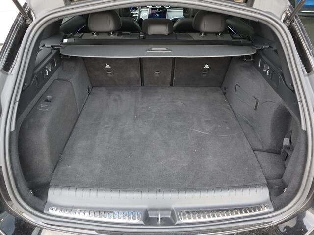 Mercedes-Benz C-KLASSE Estate 300 e AMG Line | Panoramadak | Navigatie | Camera | LED | Automaat