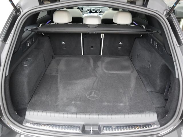 Mercedes-Benz C-KLASSE Estate 300 e AMG Line
