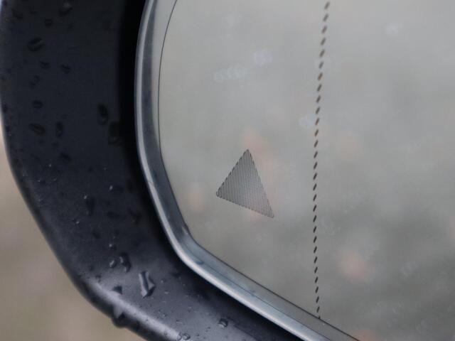 Mercedes-Benz C-KLASSE Estate 300 e AMG Line | Panoramadak | Navigatie | 360 camera | HUD | Trekhaak | Panoramadak | Memory Seats | Automaat