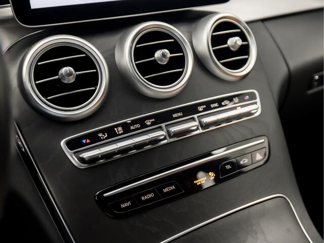 Mercedes-Benz C-KLASSE 200 AMG Sport 184Pk Automaat (GROOT NAVI, CAMERA, GETINT GLAS, BRUIN LEDER, ELEK SPORTSTOELEN, STOELVERWARMING, ZWART HEMEL, GETINT GLAS, NIEUWSTAAT)