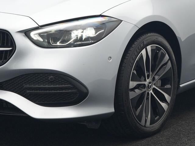 Mercedes-Benz C-KLASSE Estate 300 e Avantgarde Plug In Hybrid 313pk Dealer O.H. PHEV | Trekhaak Af Fabriek | Camera | Night Pakket | Sportstoelen Verwarmd | Apple Carplay | Sfeerverlichting | Navigatie | Virtual | DAB |