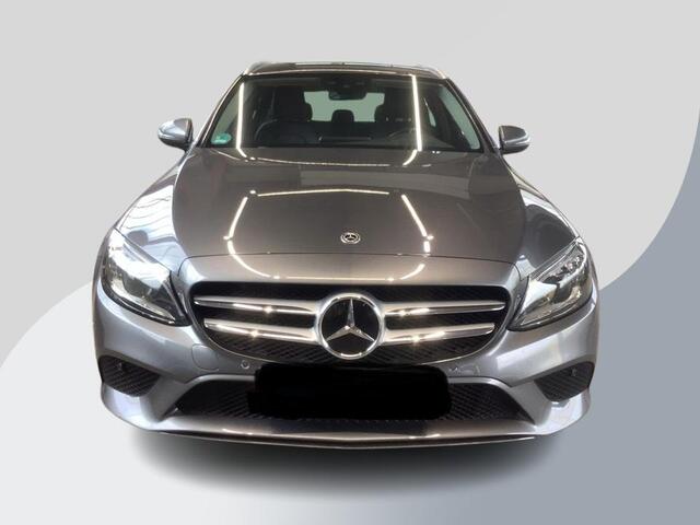 Mercedes-Benz C-KLASSE Estate 300 e Avantgarde 320pk PHEV | Trekhaak | Adaptive cruise control | Stoelverwarming | Dodehoeksensoren | Elektrische stoelen met geheugenfunctie | Head up Display |