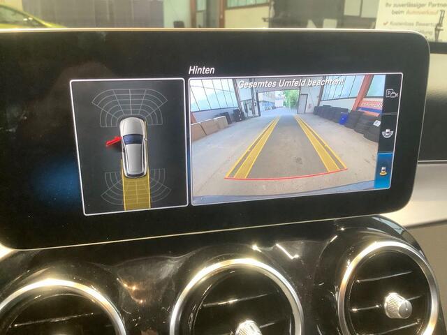 Mercedes-Benz C-KLASSE Estate 300 e Avantgarde 320pk PHEV | Trekhaak | Adaptive cruise control | Stoelverwarming | Dodehoeksensoren | Elektrische stoelen met geheugenfunctie | Head up Display |