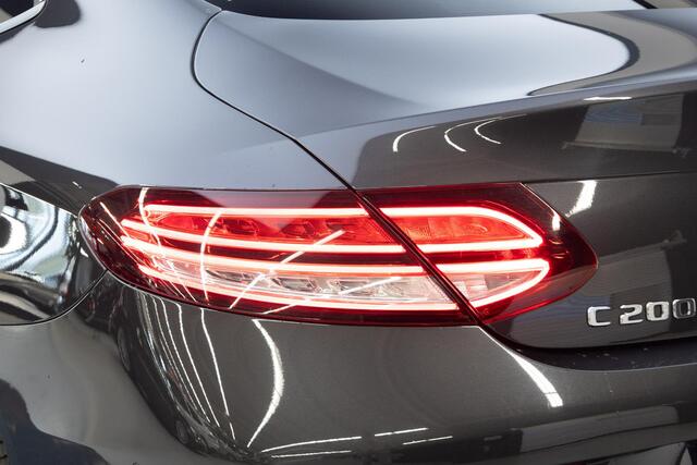 Mercedes-Benz C-KLASSE Coupé 200 Premium Pack | AMG | 19 Inch | Schuifdak | Burmester |