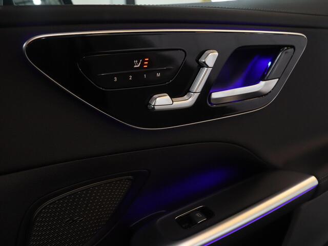 Mercedes-Benz C-KLASSE 300e Business Solution AMG | Panoramaschuifdak | Trekhaak | DIGITAL LIGHT | Nightpakket | dodehoekassistent | 360° camera |