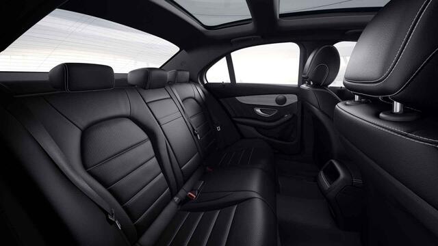 Mercedes-Benz C-KLASSE 180 Business Solution | AMG | Panoramadak | Lederen bekleding | Achteruitrijcamera | High Performance koplampen | Navigatie |