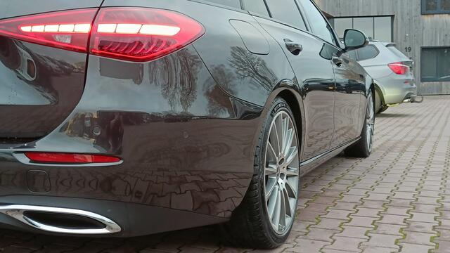 Mercedes-Benz C-KLASSE Estate 200 Launch Edition Business Line LED afn. trekhaak Leder Apple-Android Stoelverw. Camera