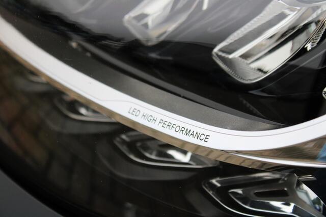 Mercedes-Benz C-KLASSE 180 Bns Sol. AMG