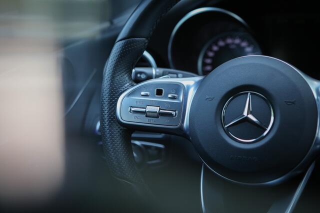 Mercedes-Benz C-KLASSE Estate 300 e Bns Sol. AMG