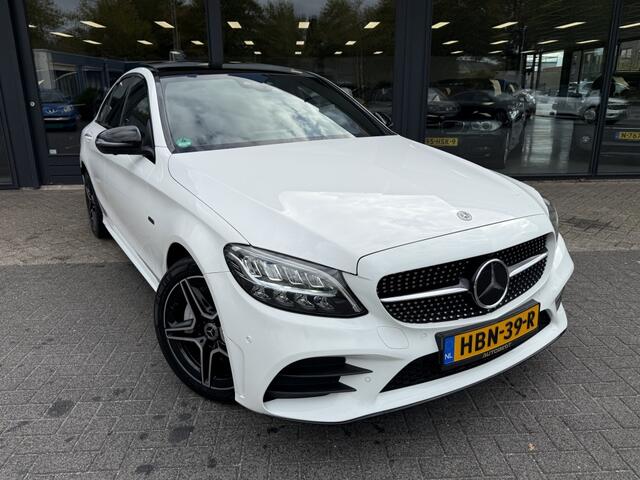 Mercedes-Benz C-KLASSE 300e Amg Hybride panorama Full options!!