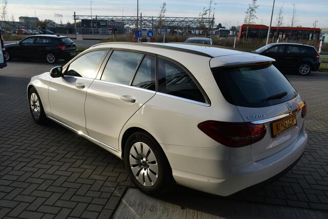 Mercedes-Benz C-KLASSE Estate 220 d Premium Pack BURMESTER