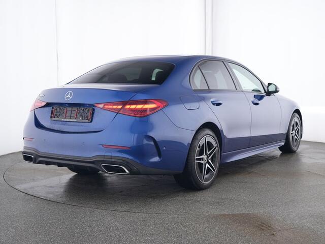 Mercedes-Benz C-KLASSE 300 e AMG Plug-In Hybride Edition AMG-Line | Night Pakket | Alarm Klasse 3 | Burmester® | Stuurverwarming | Stoelventilatie/- verwarming voor. Inclusief 24 maanden MB Certified garantie voor Europa.