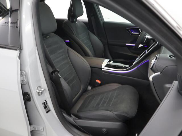 Mercedes-Benz C-KLASSE 300 e Business Solution AMG | Panoramaschuifdak | Trekhaak | DIGITAL LIGHT | Nightpakket | dodehoekassistent | 360° camera |