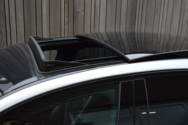 Mercedes-Benz C-KLASSE 200 AMG-Line Led Leder Panorama Night Afn.trekh Pdc