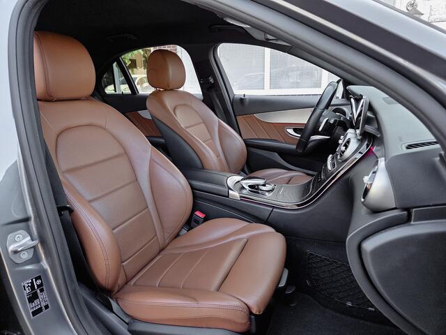 Mercedes-Benz C-KLASSE 180 AMG-LINE PLUS UPGRADE EDITION AUT9 SPORTLEDER NAVI CAMERA 18INCH.LMV PDC