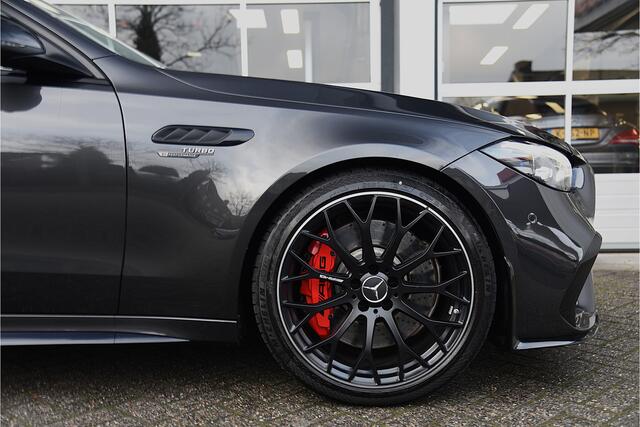 Mercedes-Benz C-KLASSE Estate AMG 63 S E Performance Night Edition