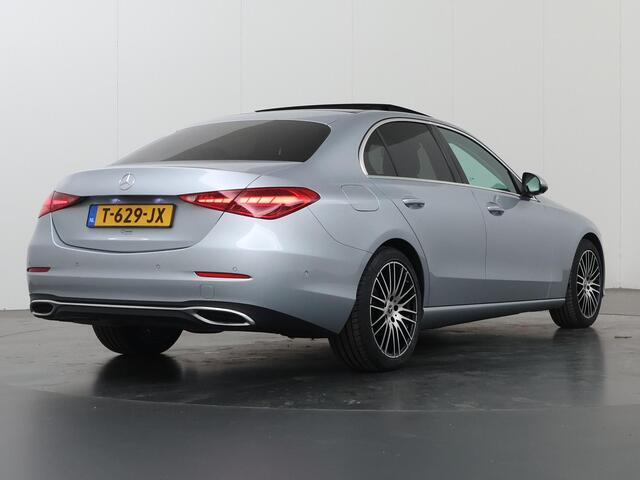 Mercedes-Benz C-KLASSE 180 AMG Line | Panoramadak | Trekhaak | 360 graden camera |