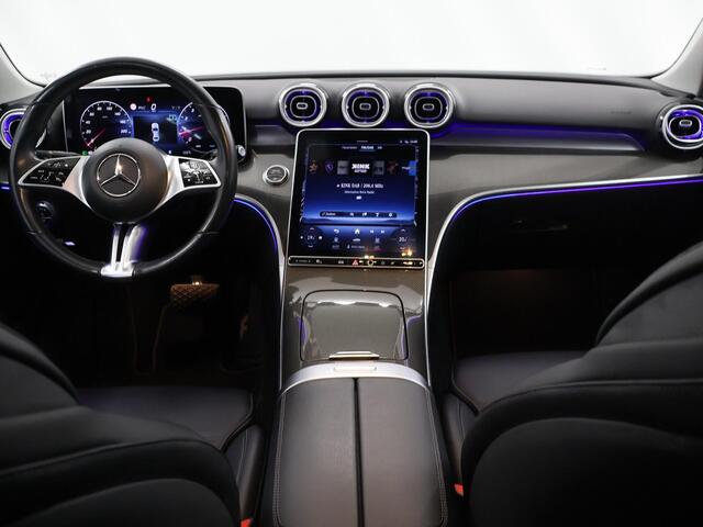 Mercedes-Benz C-KLASSE 180 AMG Line | Panoramadak | Trekhaak | 360 graden camera |