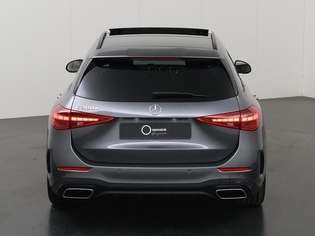 Mercedes-Benz C-KLASSE Estate 300e Business Solution AMG | Panoramaschuifdak | Premium Plus | Burmester | Head-Up | Trekhaak |