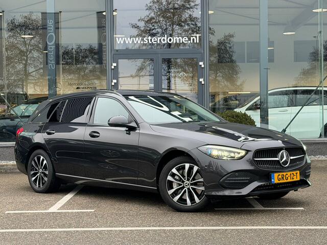 Mercedes-Benz C-KLASSE Estate 300 e Business Line Limited I Panorama dak I 360 camera I MBUX l Stoelverwarming I Sfeerverlichting l Tempomaat I Elektrische bed. Achterklep l Zomer en Winterset ( op afbeelding Winter ) l Voorverwarming l