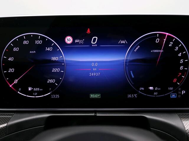 Mercedes-Benz C-KLASSE 300 e Business Solution AMG AMG Line | Panorama Schuif-Kanteldak | Distronic | Lederen bekleding | Alarm | Parkeerpakket met 360°-camera | 20 Inch AMG Velgen. Inclusief 24 maanden Mercedes-Benz Certified garantie voor Europa.