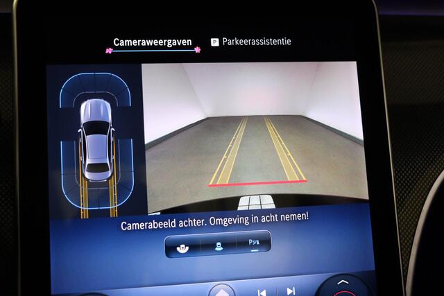 Mercedes-Benz C-KLASSE 300 e AMG Line | PANORAMADAK | VOORKLIMATISERING | CAMERA