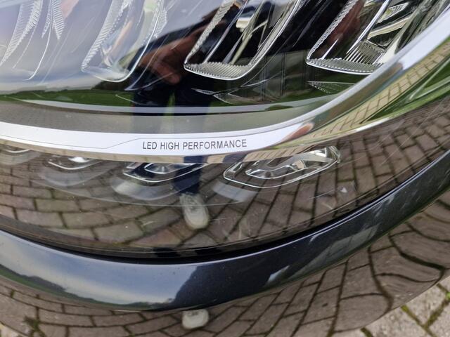 Mercedes-Benz C-KLASSE 300 4 Matic 4 Matic