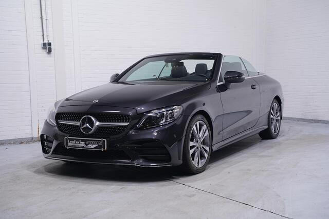 Mercedes-Benz C-KLASSE Cabrio 180 AMG Line AMG Styling Camera lederen-bekleding Apple Carplay digi-dashboard 18"-lmv spoorpakket windscherm nekwarmer keyless-start led-verlichting DAB-ontvangst PDC v+a cruise-controle