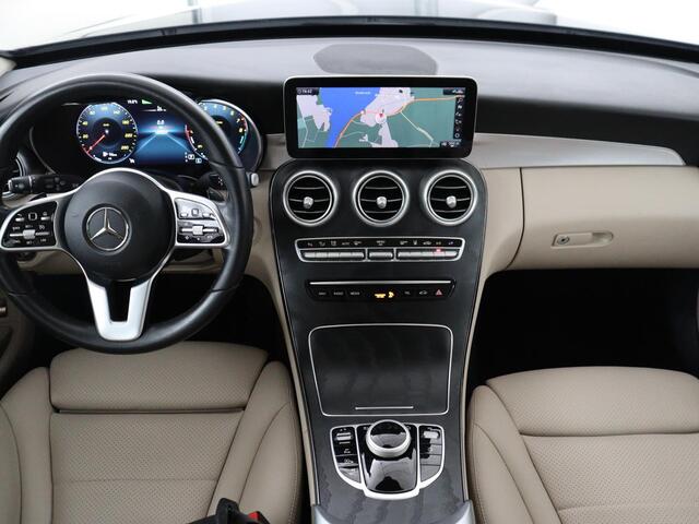 Mercedes-Benz C-KLASSE 300e Business Solution Luxury | Leder | Stoelverwarming | Camera | Digital Cockpit | Park Assist | Navigatie | Full LED | Cruise control | Bluetooth | Climate control | PHEV | Plug In