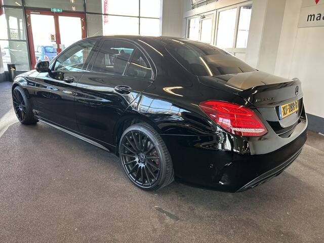 Mercedes-Benz C-KLASSE AMG 43 4MATIC V6 368PK | Alarm klasse 3 | Rode gordels | Adaptief onderstel | Cruise control | Climate control | Stoelverwarming | Alcantara/Lederen bekleding | Fabrieksaf kleppensysteem