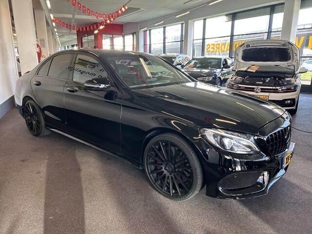 Mercedes-Benz C-KLASSE AMG 43 4MATIC V6 368PK | Alarm klasse 3 | Rode gordels | Adaptief onderstel | Cruise control | Climate control | Stoelverwarming | Alcantara/Lederen bekleding | Fabrieksaf kleppensysteem