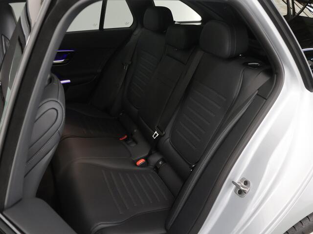 Mercedes-Benz C-KLASSE Estate 300e Business Solution AMG | Panoramaschuifdak | Burmester | Rijassistentiepakket | DIGITAL LIGHT | Trekhaak |