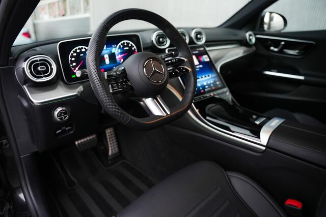 Mercedes-Benz C-KLASSE 180 AMG Line Adapt.Cruise/ 360-cam/ Led-koplamp/ Elek.Stoel/ Stoelverw./ Sfeerverl./ MBUX/ 20''LMV