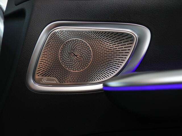 Mercedes-Benz C-KLASSE Estate 300 e Business Solution AMG | Night | Panoramadak | AMG Line Plus | Trekhaak | Head-up | Burmester |