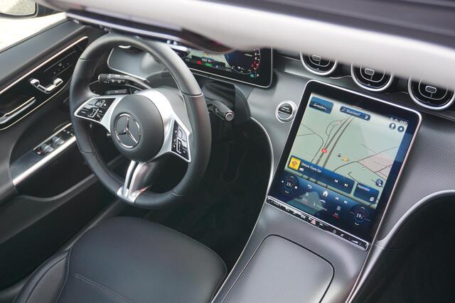 Mercedes-Benz C-KLASSE 300 e Luxury Line | PANO | ACC | Massage | Trekhaak