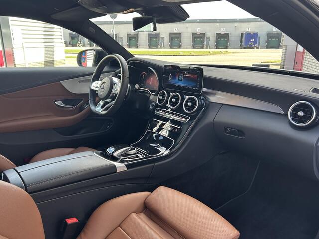 Mercedes-Benz C-KLASSE Coupé 180 AMG | Panoramadak | Burmester Audio