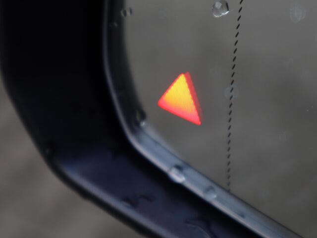 Mercedes-Benz C-KLASSE Estate 300 e AMG Line