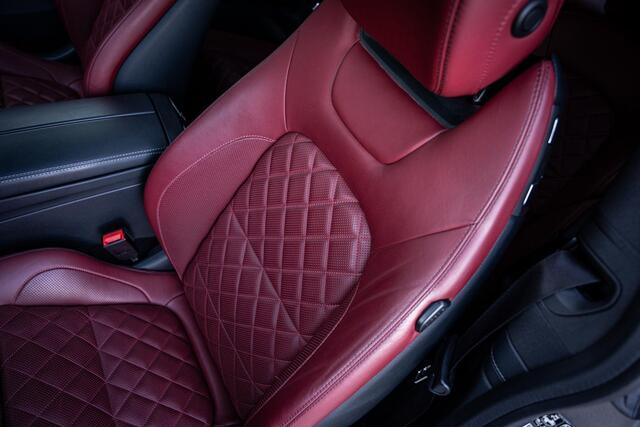 Mercedes-Benz C-KLASSE Coupé 300 AMG Premium+|Pano|Luchtvering|Burmester|Designo-interior|360°|Org.NL|1e eig.|Dealer-onderhouden