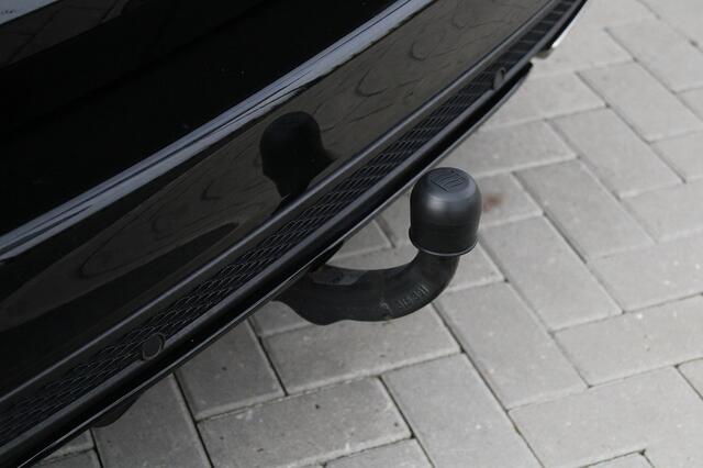 Mercedes-Benz C-KLASSE Estate 180 Sport Edition Premium Plus - AMG Styling - LED - Trekhaak - Leder - Stoelverwarming - Navi - Cruise - Rijklaar