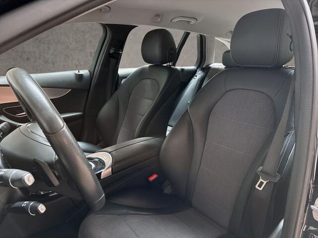 Mercedes-Benz C-KLASSE 180 Sport 156Pk automaat (NAVIGATIE, CAMERA, CRUISE, SPORTSTOELEN, LED KOPLAMPEN, NIEUWE APK, NIEUWSTAAT)