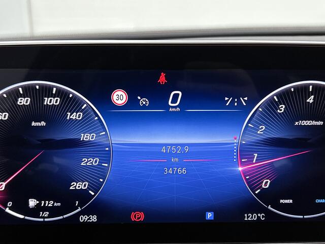 Mercedes-Benz C-KLASSE 200 AMG Line Inclusief 24 maanden MB Certified garantie voor Europa.